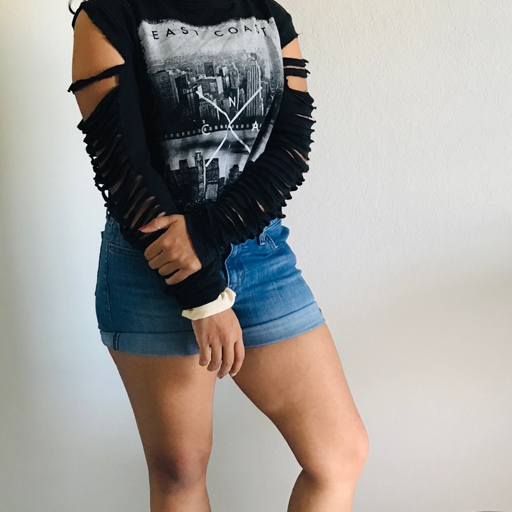 Black and White Grungy Cropped Hoodie